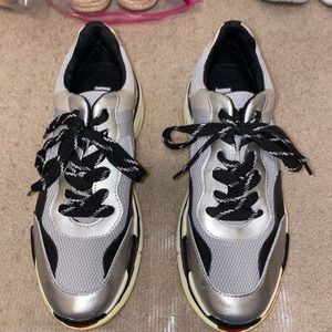 Steve Madden sneakers Sz 8